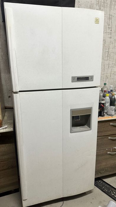 Холодильник Daewoo Electronics FR-590 NW