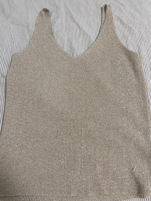 Top cu aspect lucios Mango bej marime s