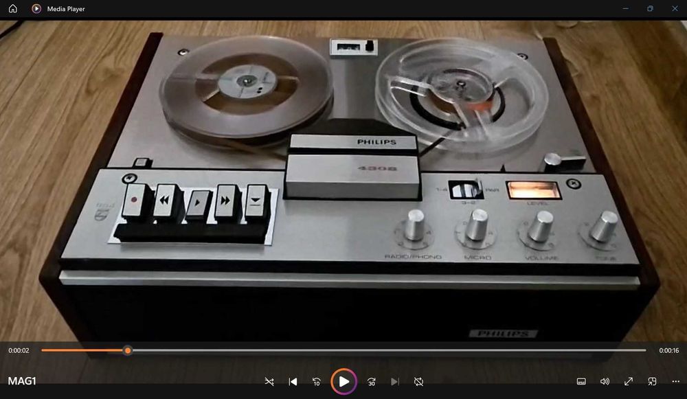 Magnetofon Vintage: Philips N4308 Reel-to-Reel functional complet