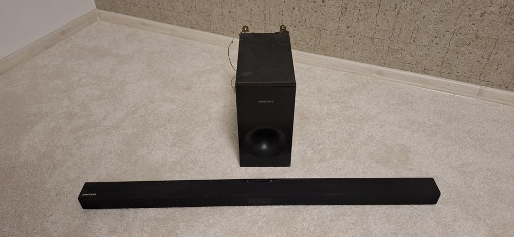 Soudbar Samsung HW-J355