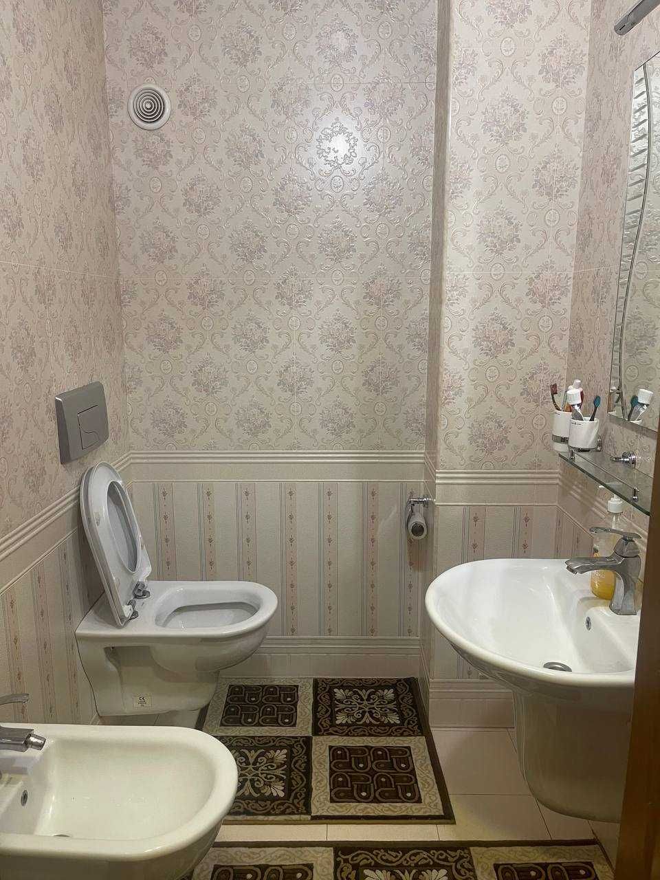 Продается 5 ком квартира