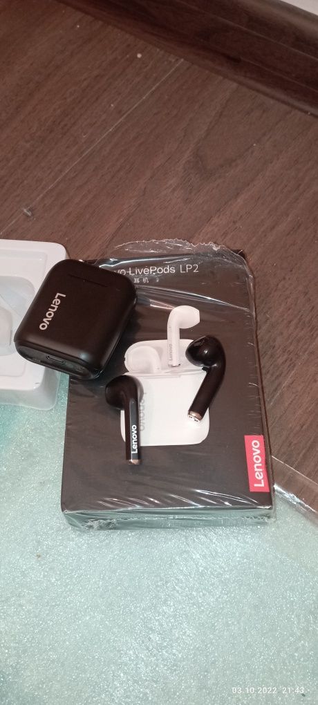 Lenovo LivePods LP2 Official