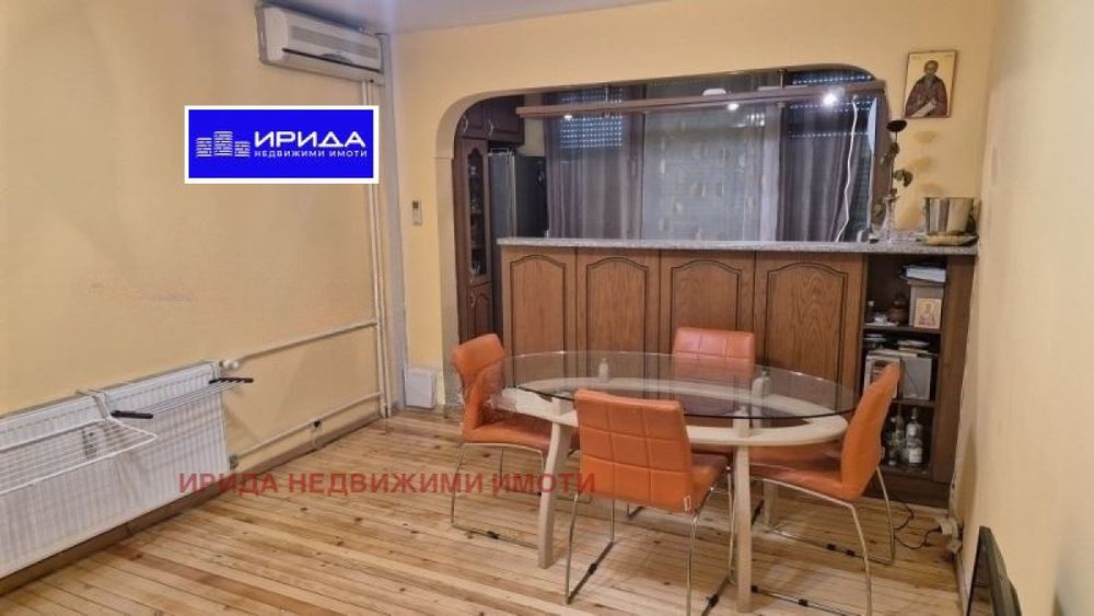Продава се Тристаен апартамент в София, НПЗ Изток - 65 кв.м за 2462 €/кв.м - Снимка #2
