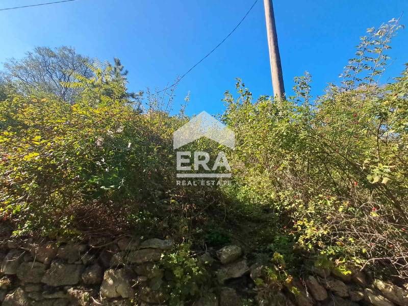 Продава се Парцел в Варна, Изгрев - 600 кв.м за 67 €/кв.м - Снимка #2