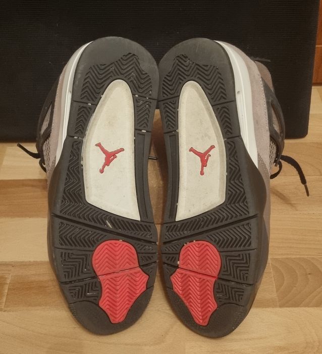 Vând Jordan 4 Retro Taupe Haze