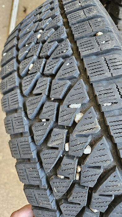 2бр гуми 195 65 16С бриджстоун