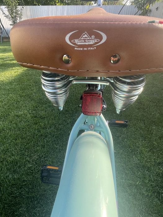 Bicicleta dama noua