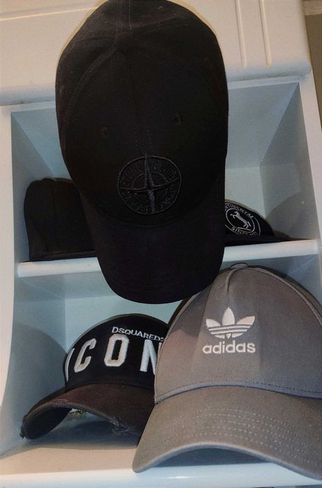Шапки с козирка Adidas,  Stone Island , Nike и др.