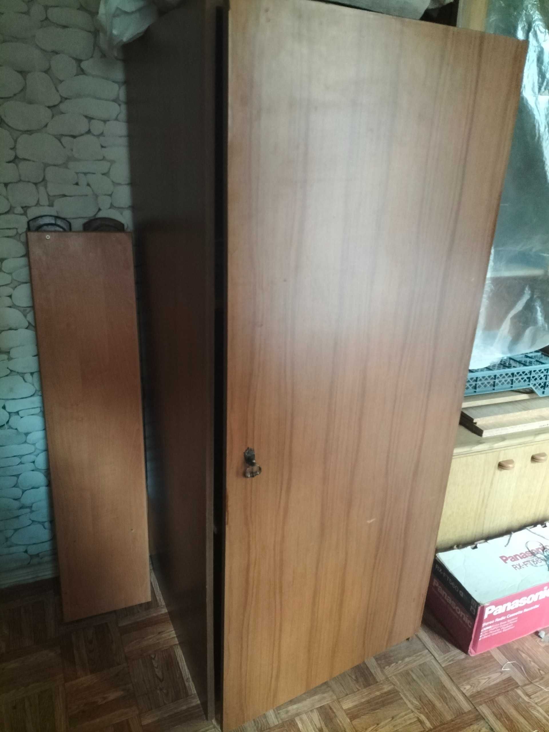 Продаются два шкафа