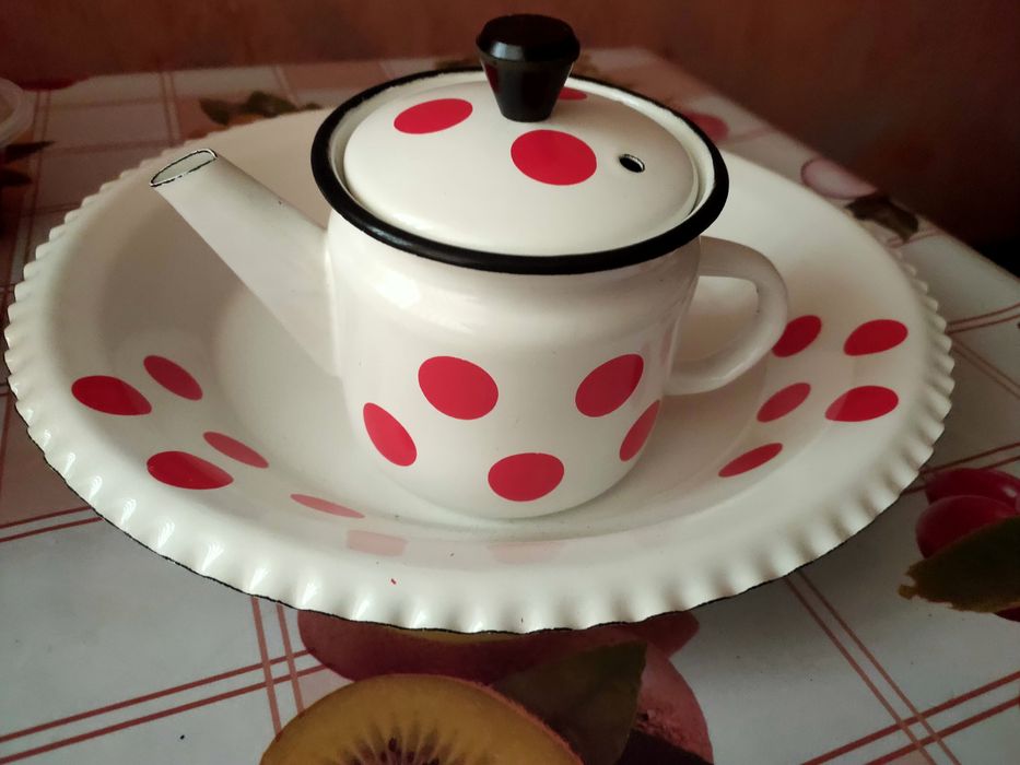 Продается эмалированная посуда