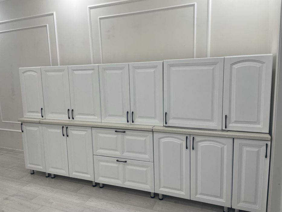 Продам кухоный горнитур