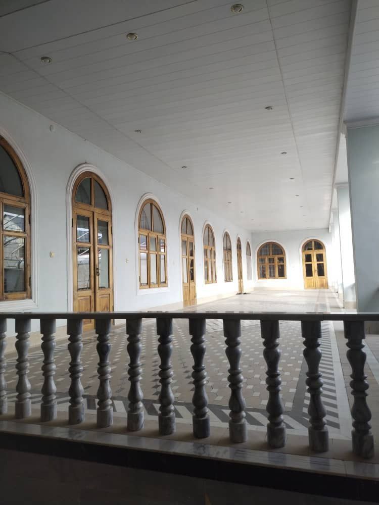 Hovli sotiladi srochniy
