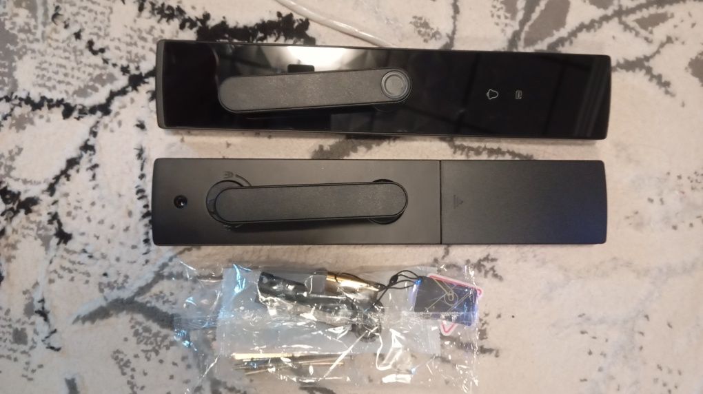 Smart lock zamok