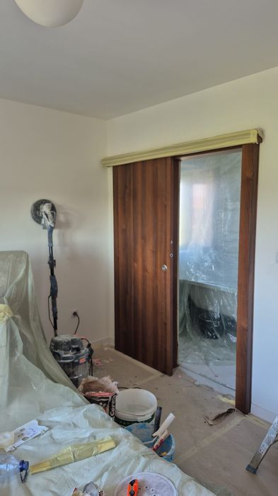 Curățenie generală în apartamente sau gasa șters praful tot