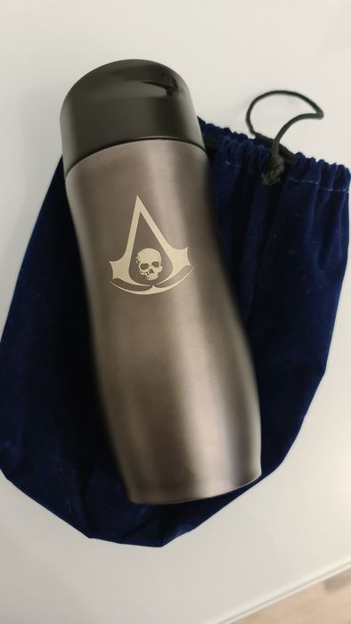 Vand termos logo Assasin's Creed nou