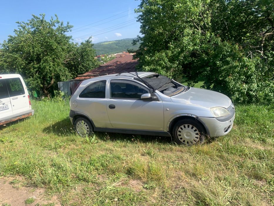 Opel Corsa 1.2 75кс 2003г