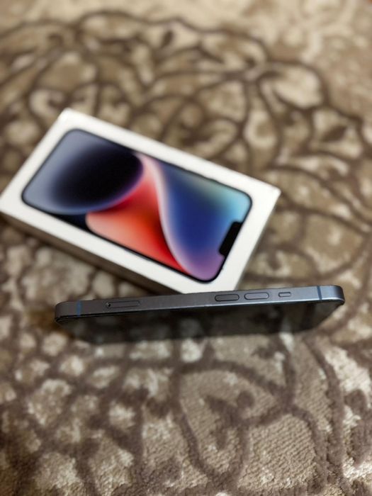 Vand iPhone 14, 128gb, impecabil, factura+ huse