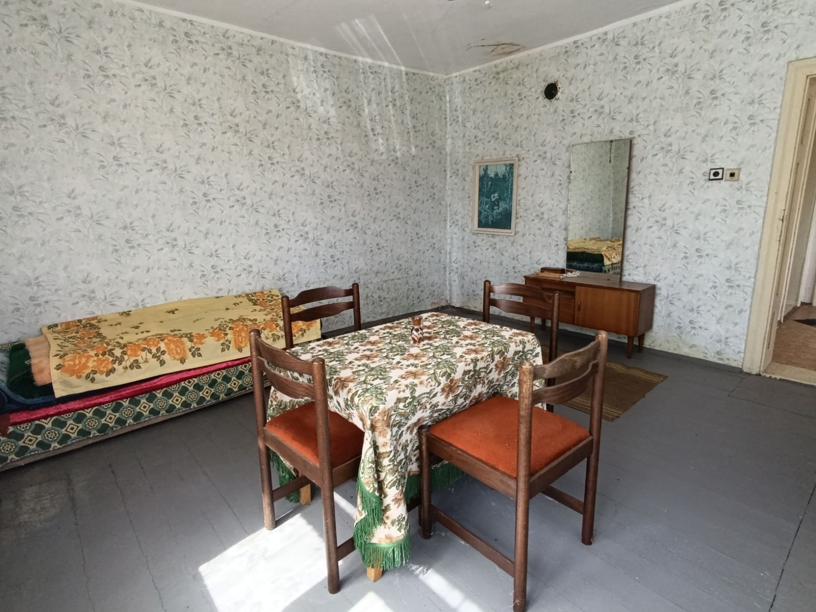 Къща село Кипра обл. Девня