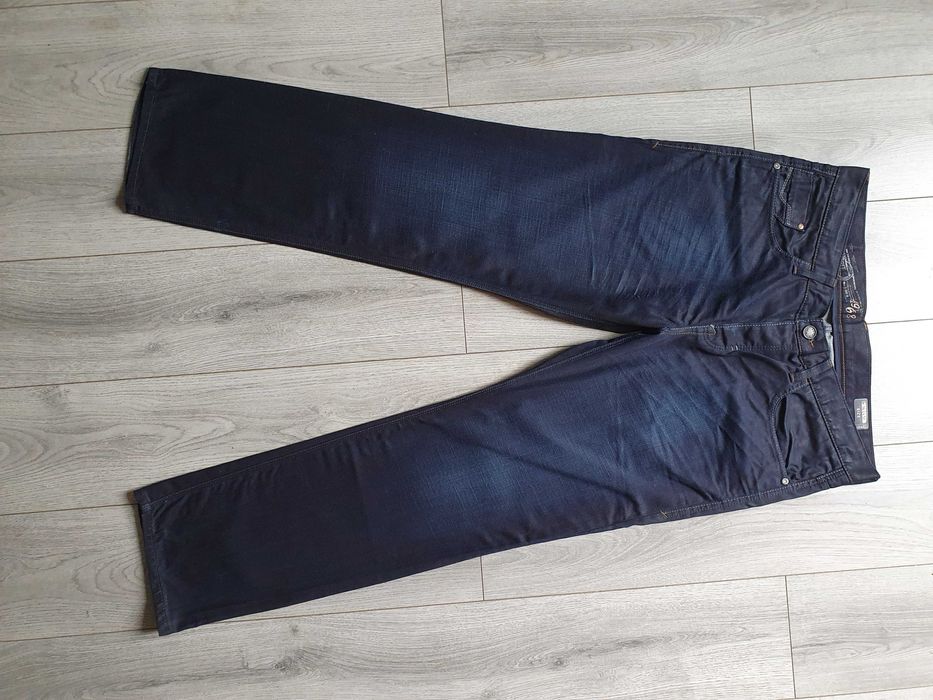 Blugi ESPRIT "Rock Loose Fit" - Marime W36 L32 (Talie 103 cm)