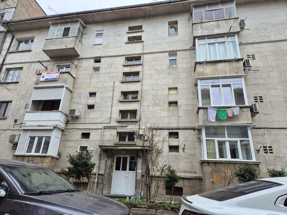 Продава се Двустаен апартамент в Русе, Център - 65 кв.м за 1537 €/кв.м - Снимка #9