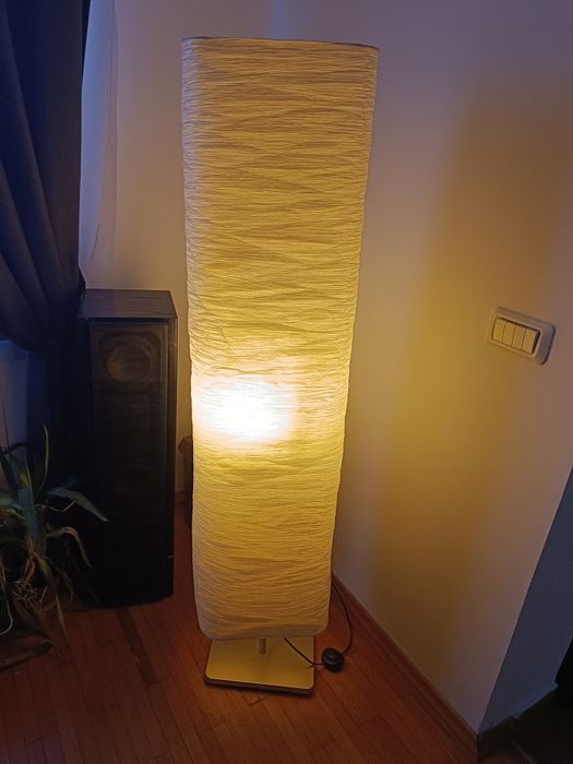 Lampadar Ikea, corp iluminat