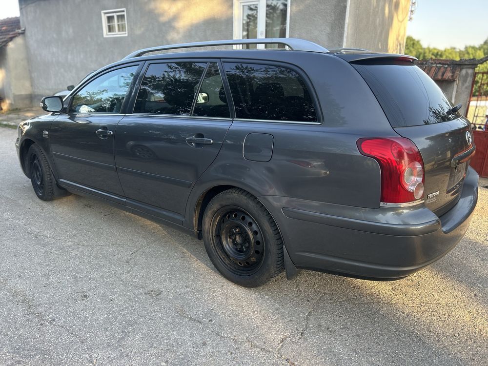 Тойота авенсис 2,2 д-кат 177кс на части/Toyota avensis 2,2 d-cat 177ks