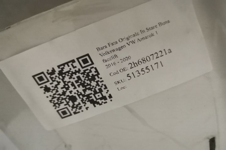 Предна Броня Оригинална В Добро Състояние Фолксваген VW Амарок / Volks