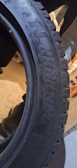 Зимняя резина 245/45/18