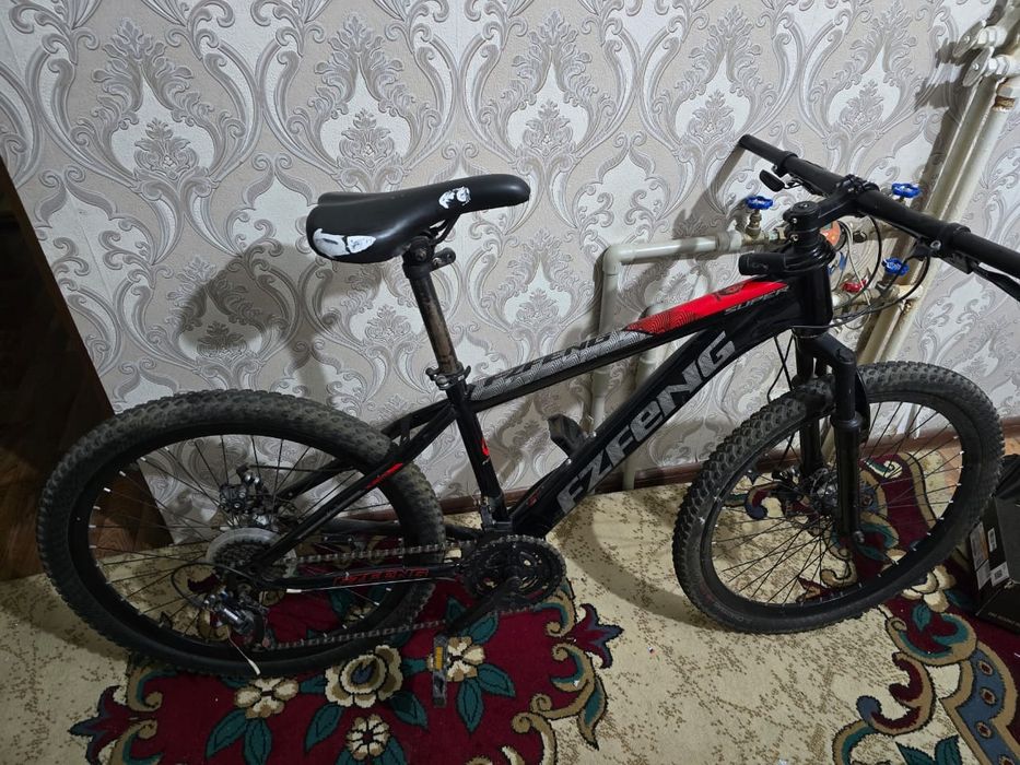 Продаю спортивный велик