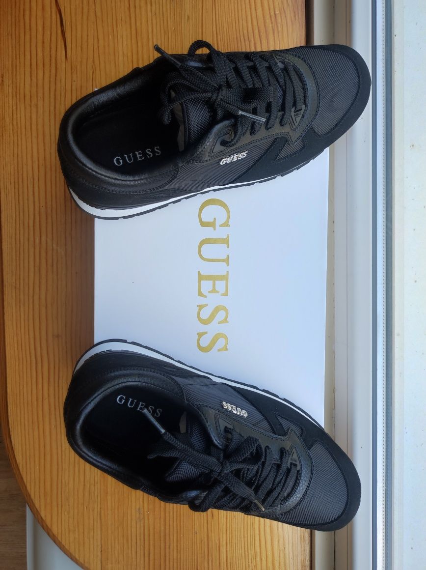 Мъжки маратонки Guess