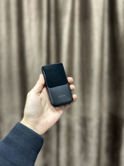 Nokia 2720 Flip 4G