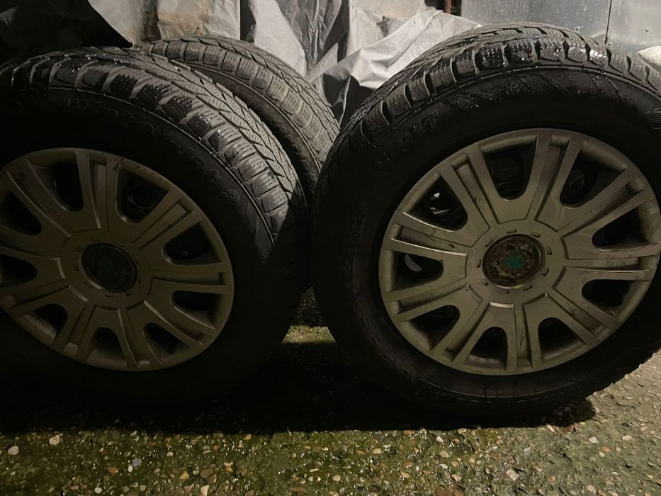 Cauciuri de iarna plus jentii tabla