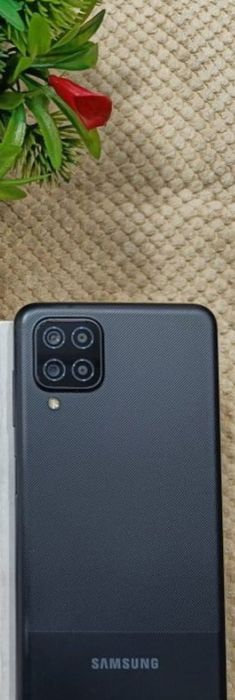 Samsung A12 yangi