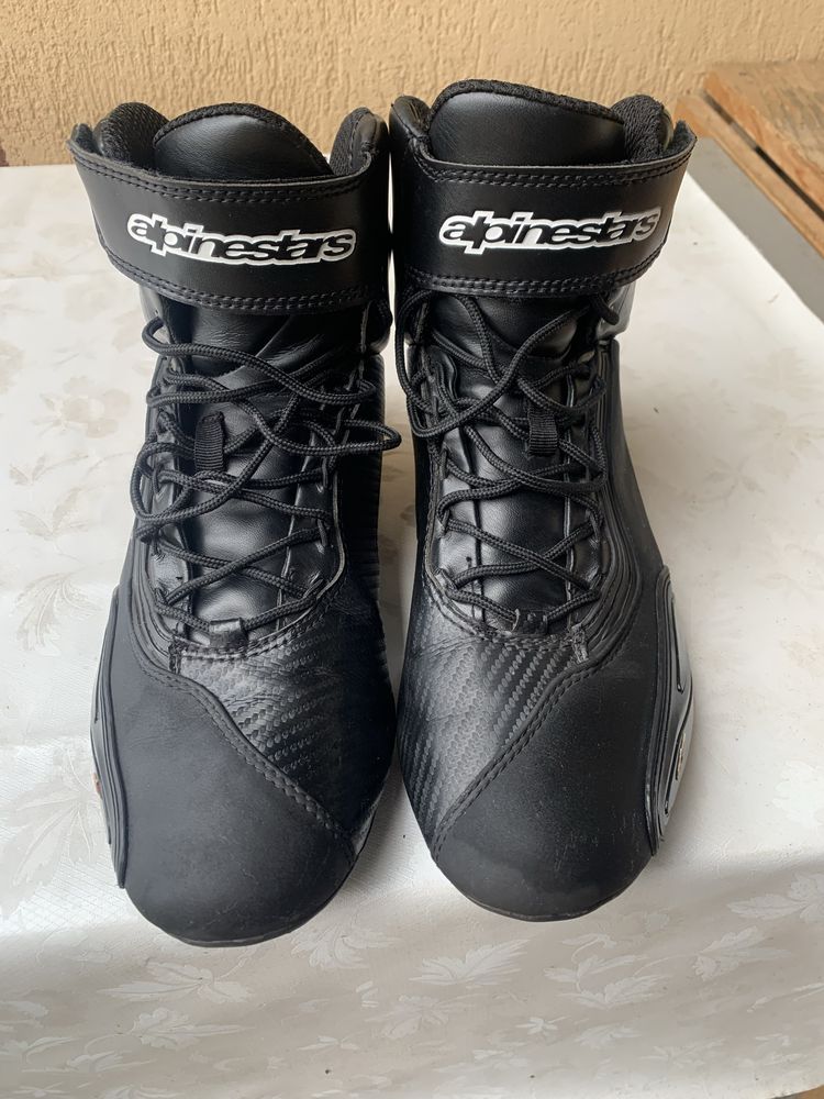 Ghete moto Alpinestars de vanzare