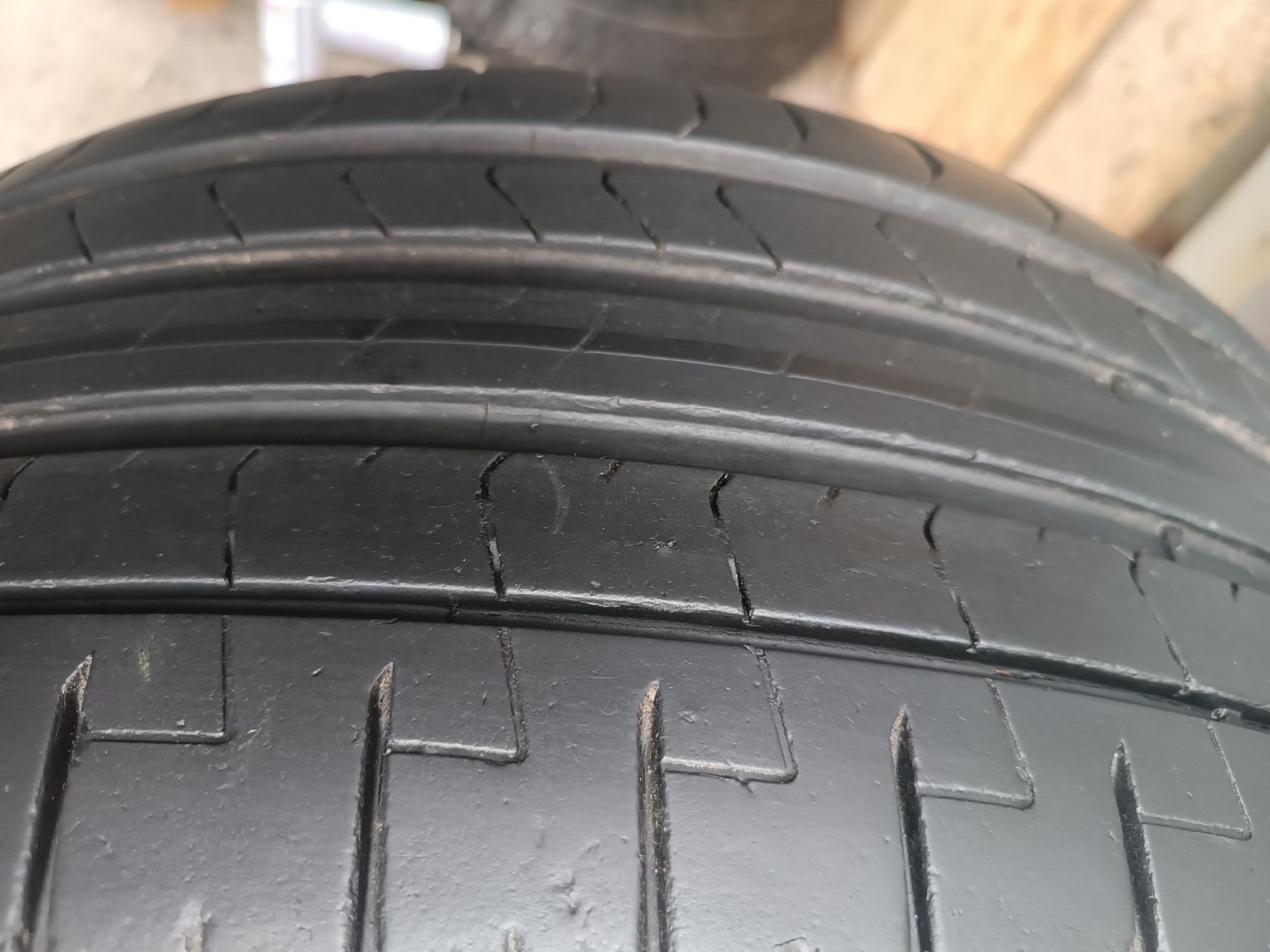 245/45/18 Pirelli Дот 0720