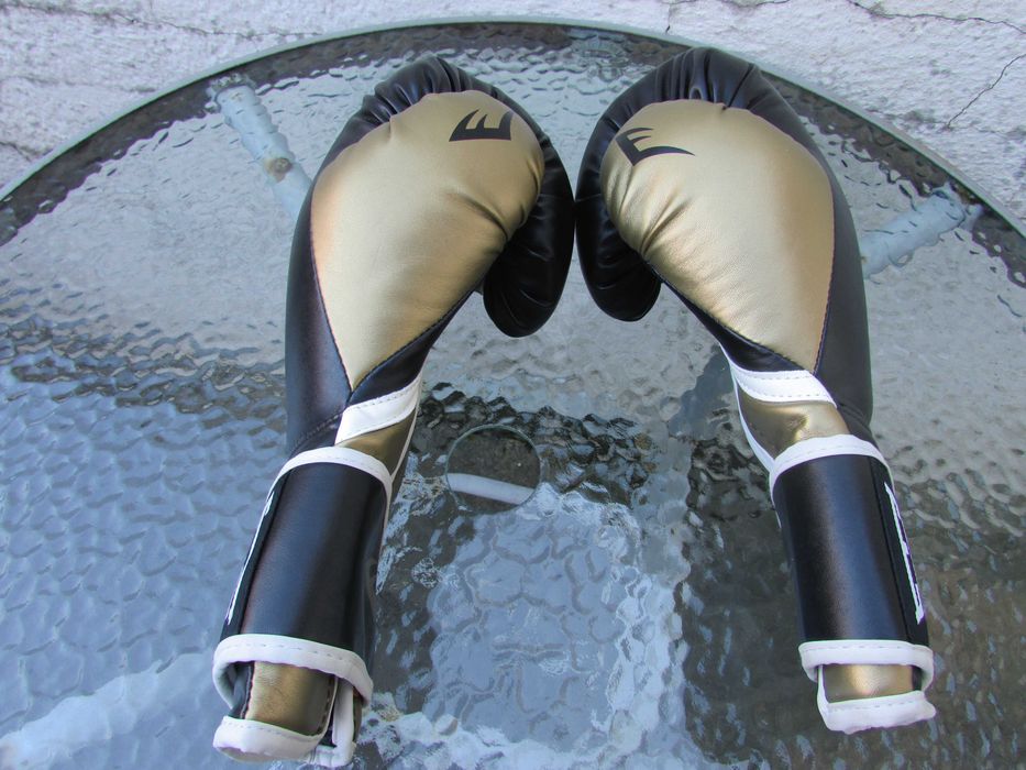 Боксови ръкавици Everlast Powerlock