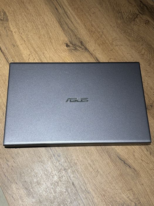 Asus VivoBook 15