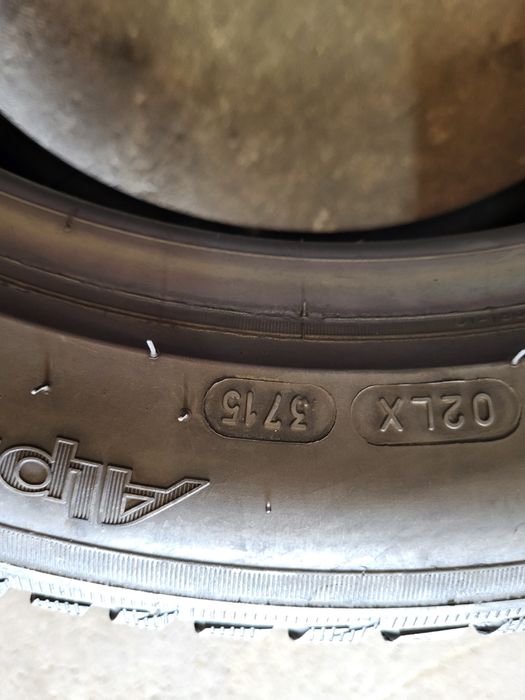 2 anvelope 195 55 R 16 Michelin iarna