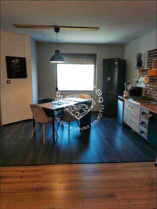 Продава се Тристаен апартамент в Варна, Възраждане 4 - 133 кв.м за 1627 €/кв.м - Снимка #3