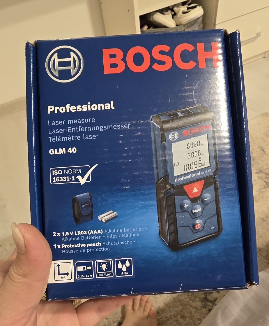 Telemetru cu laser Bosch