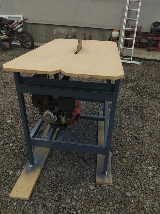 Circular cu motor pe benzina 13 cp