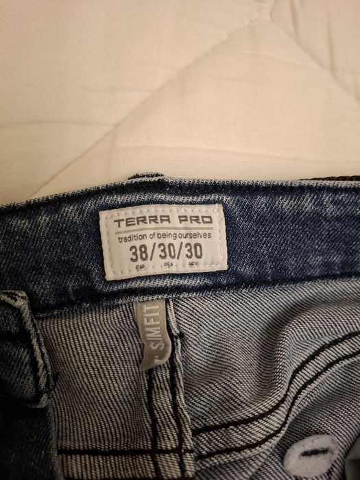 Продаются джинсы мужские, состояние хорошее , Terra Pro,  размер30