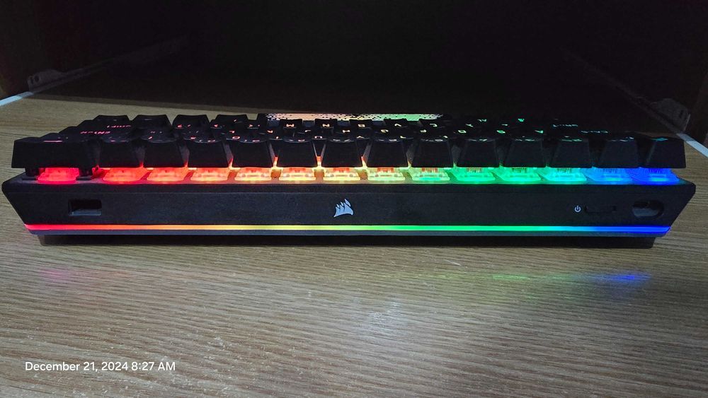 Tastatura gaming mecanica Corsair K70 RGB Pro Mini Wireless
