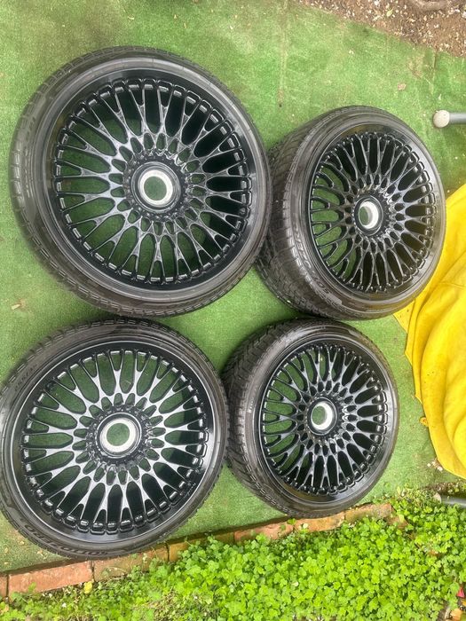 Roti iarna porsche in doua latimi