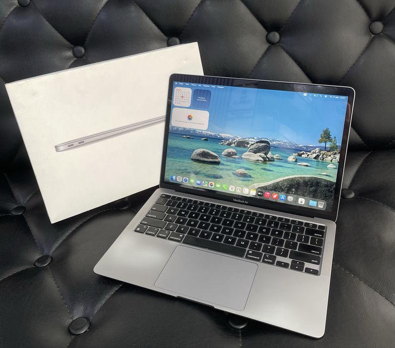 Apple MacBook Air M1 2020 года в идеальном состояние