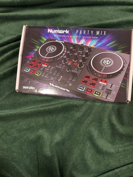 Consola DJ Numark party mix mk2