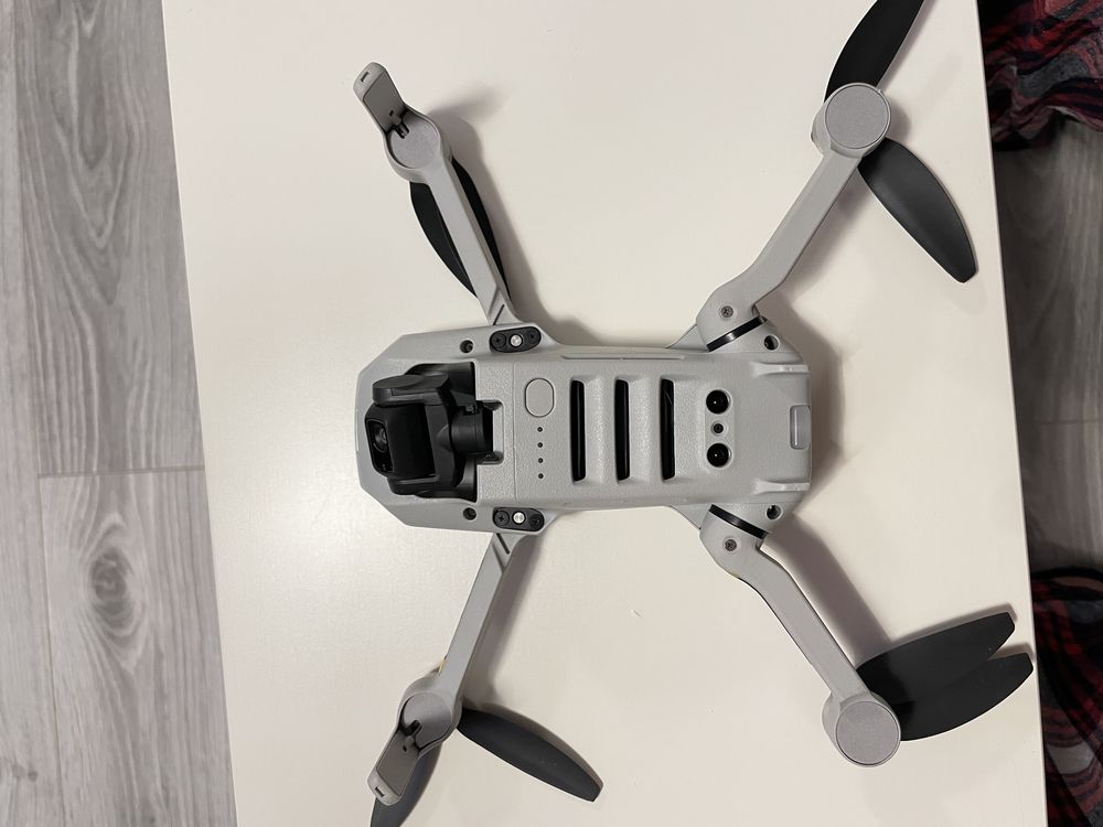 Dezmembrez Drona DJI Mini 2