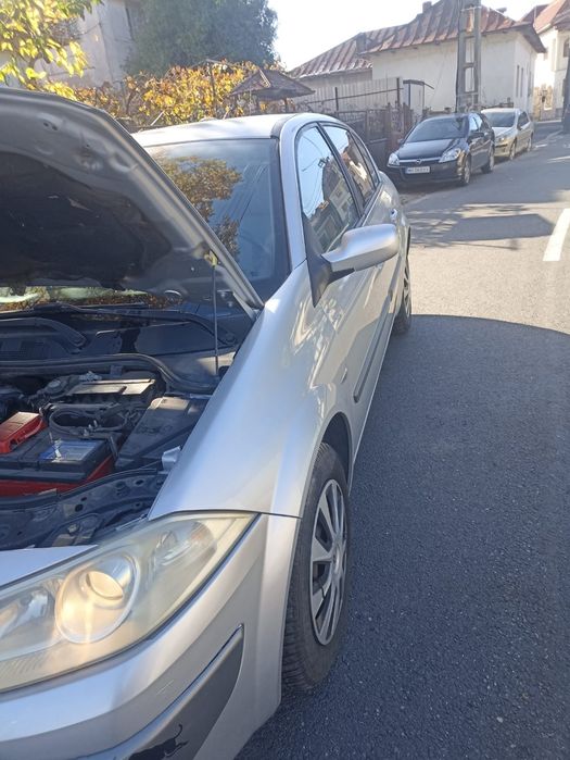 Vind renault Megan 2007 al doilea proprietary 22000mi km