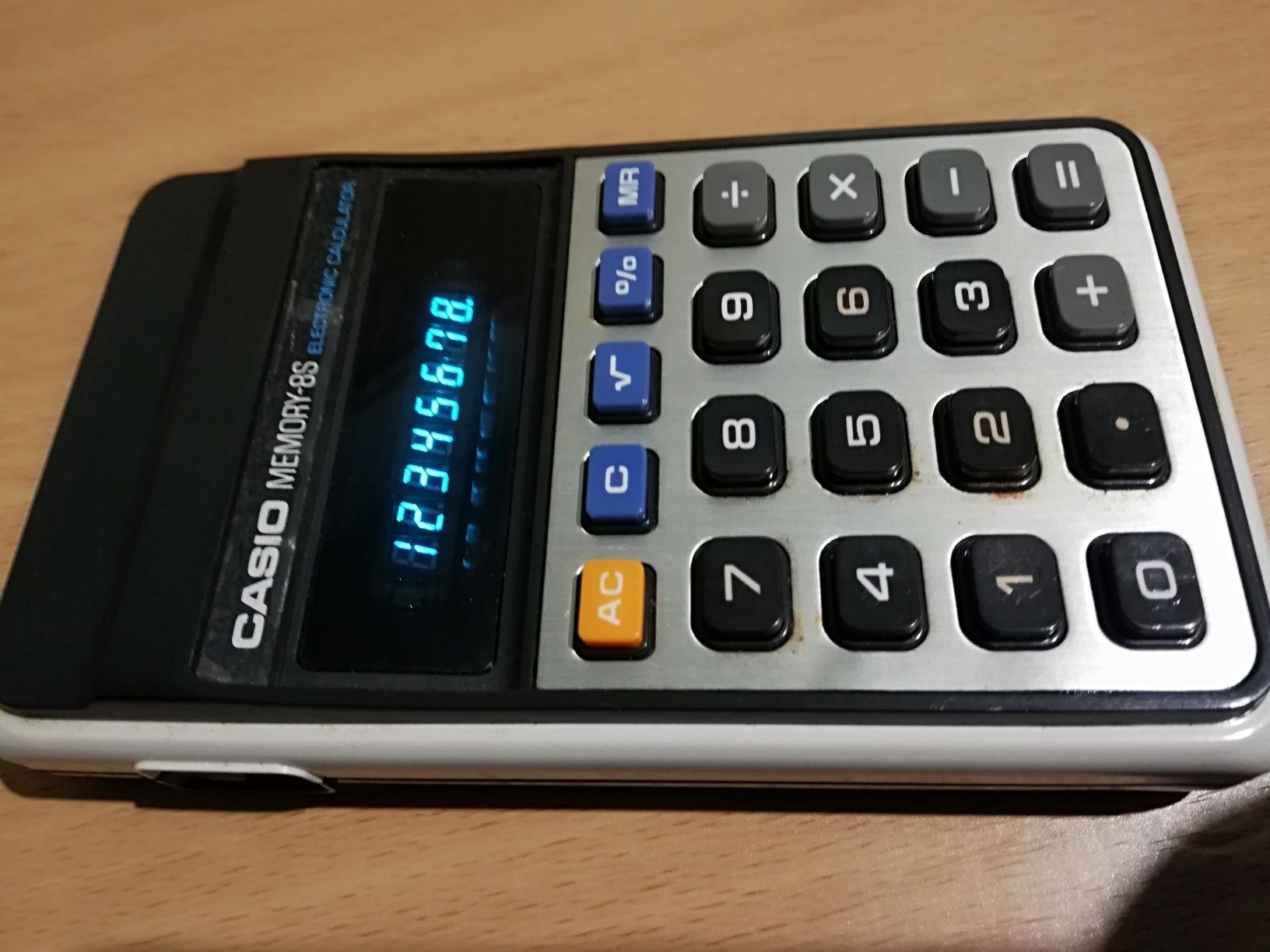 Calculator Casio Memory 8S