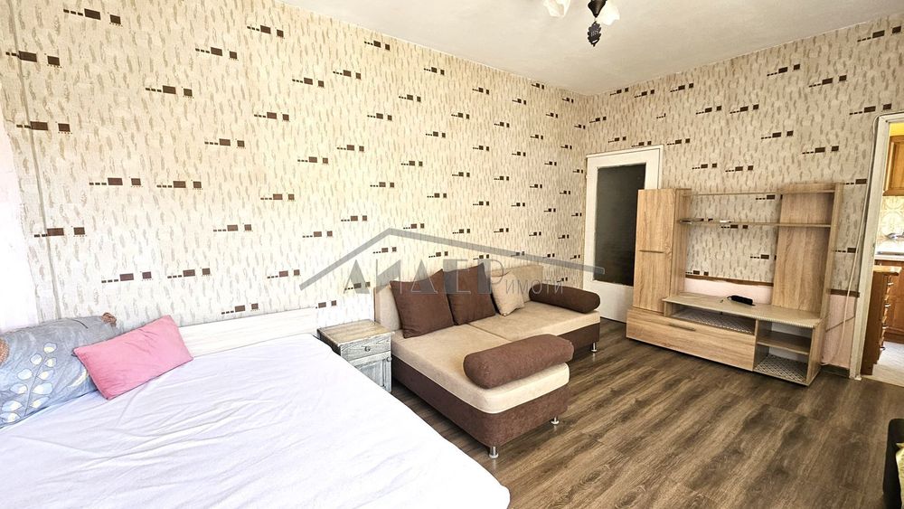 Дава се под наем Едностаен апартамент в Пловдив, Тракия - 36 кв.м за 249.9 € - Снимка #3